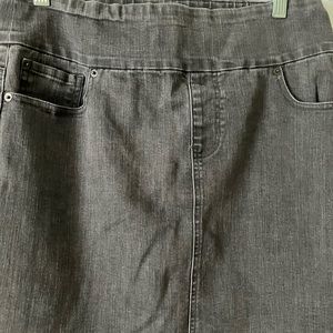 Denim skirt